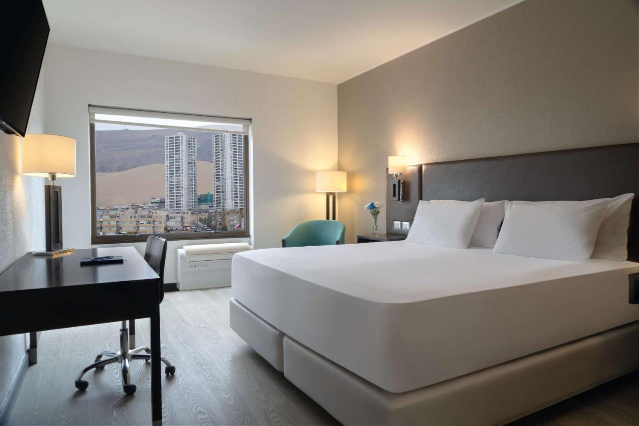 Nh Iquique Costa Hotel Eksteriør billede