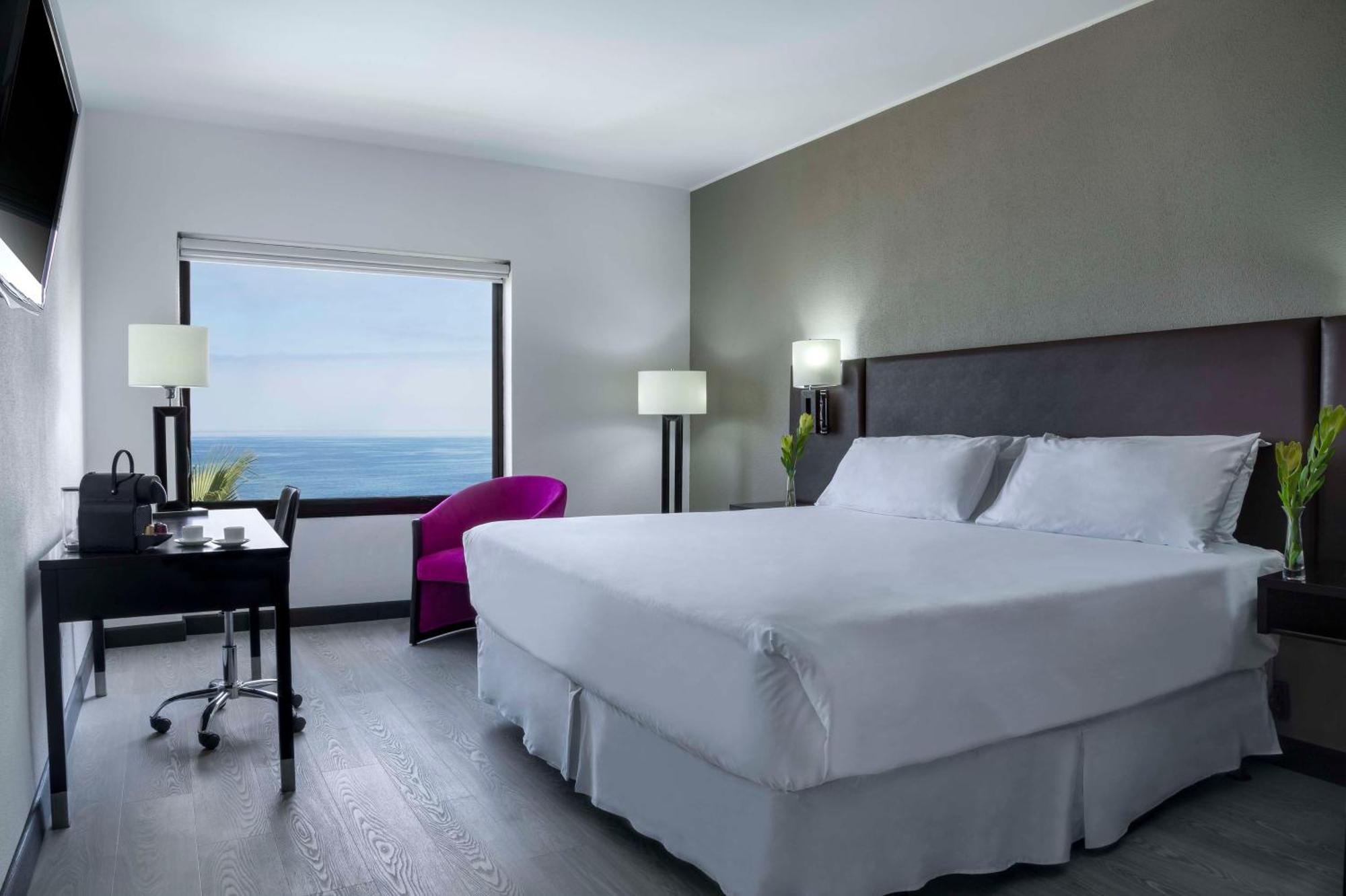Nh Iquique Costa Hotel Eksteriør billede