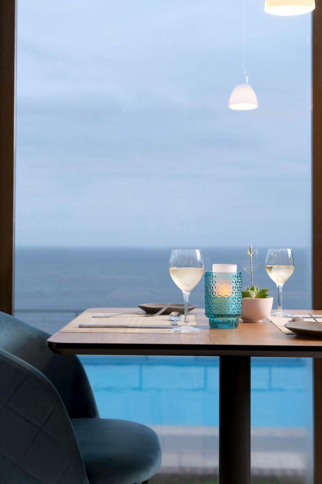 Nh Iquique Costa Hotel Eksteriør billede