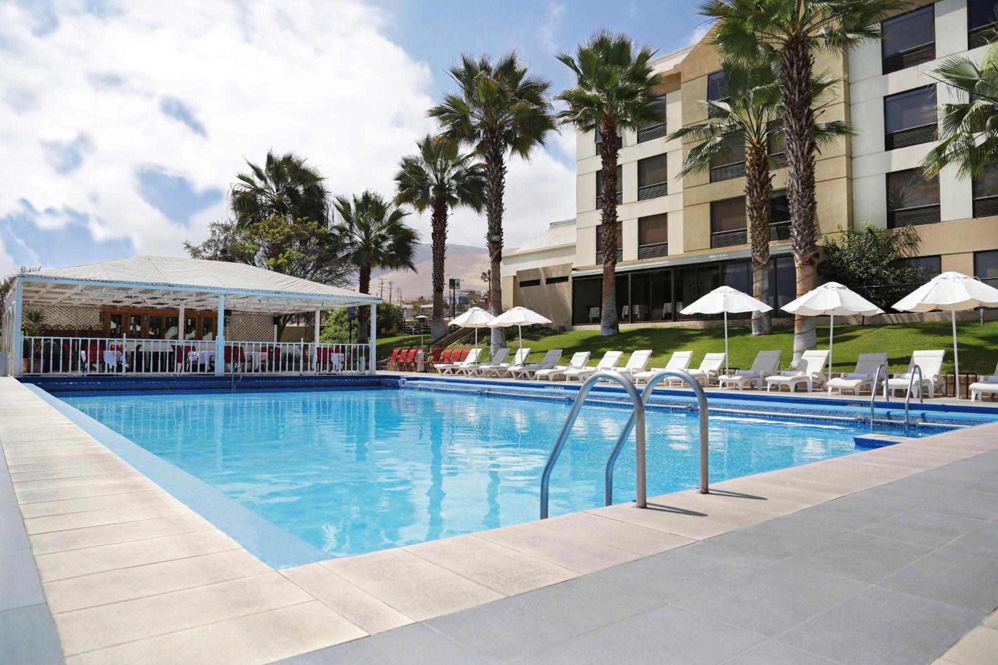 Nh Iquique Costa Hotel Eksteriør billede
