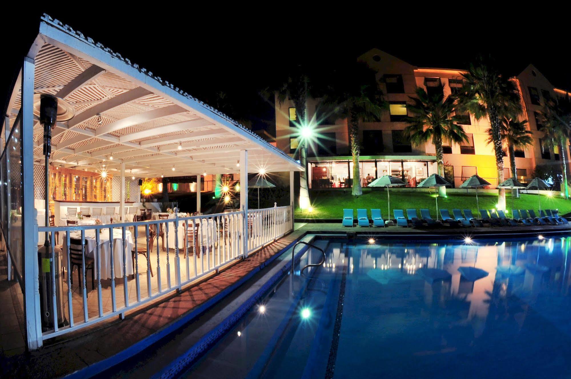 Nh Iquique Costa Hotel Eksteriør billede