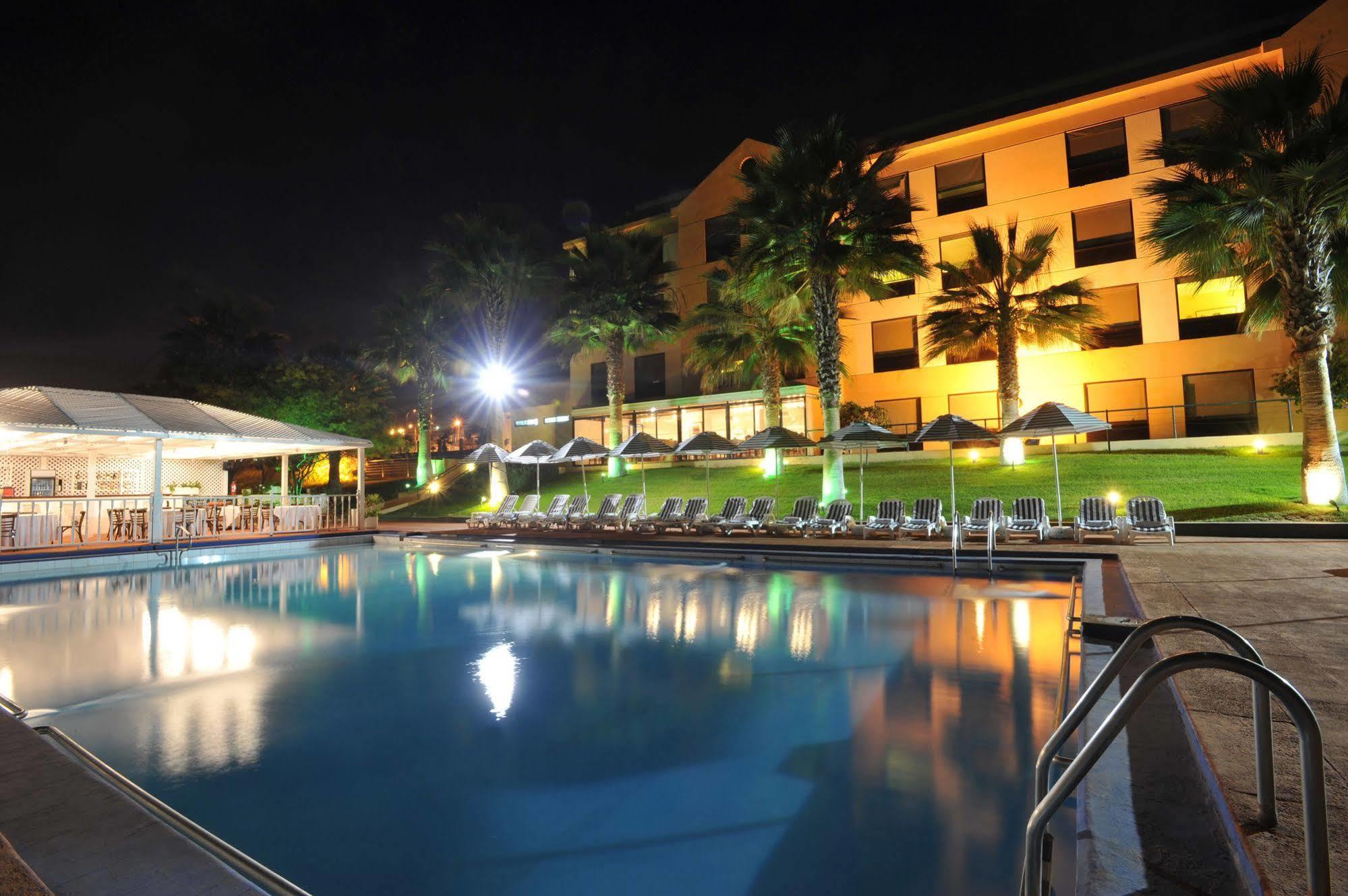 Nh Iquique Costa Hotel Eksteriør billede